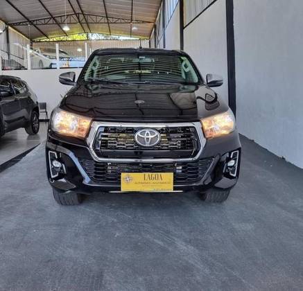 TOYOTA HILUX 2.7 SR 4X2 CD 16V FLEX 4P AUTOMÁTICO